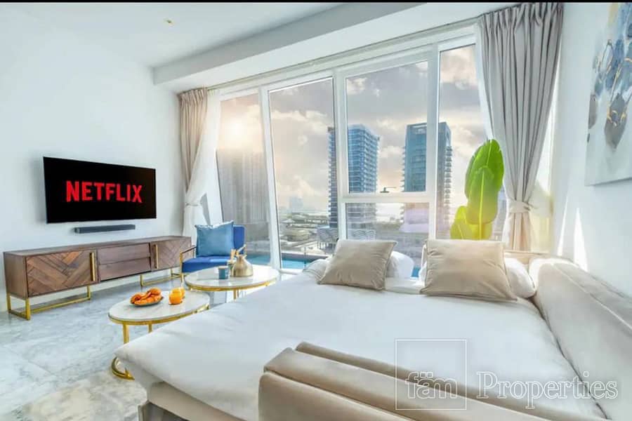 Luxury Furnished | 1 Bedroom | Full Canal View