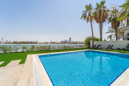 6 Bedroom Villa for Rent in Palm Jumeirah, Dubai - Luxury Signature Villa on Palm | Marina View