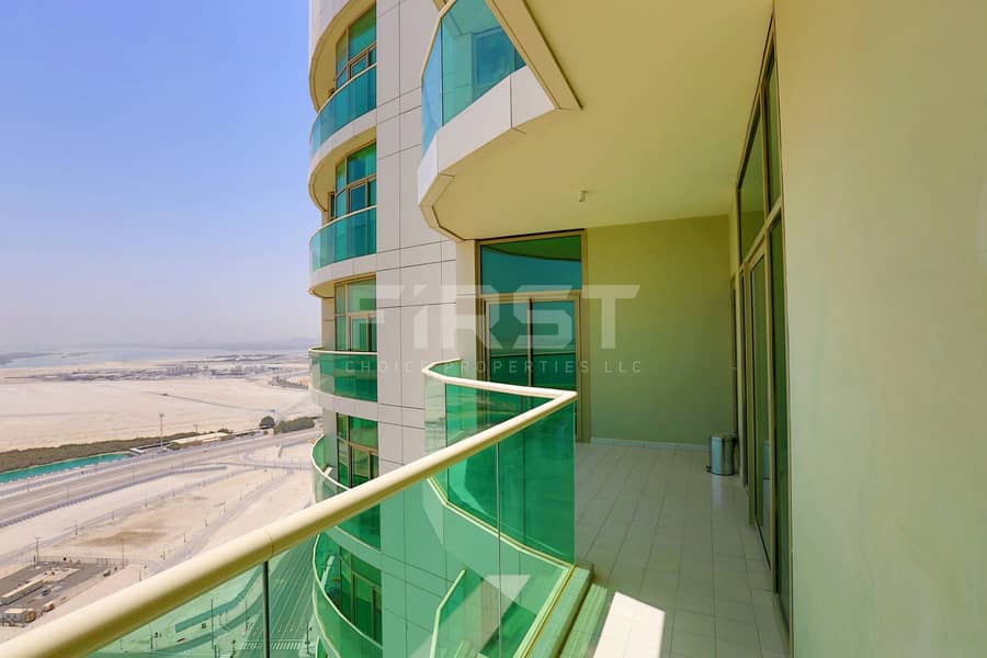 5 Internal Photo of 1 Bedroom Apartment in Beach Towers Shams Abu Dhabi Al Reem Island Abu Dhabi UAE (9). jpg