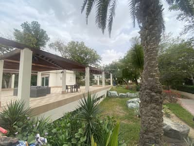 3 Bedroom Villa for Rent in Umm Suqeim, Dubai - Huge private garden | well maintained | shared pool and gym