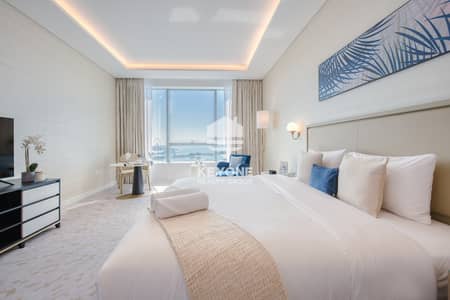 Studio for Rent in Palm Jumeirah, Dubai - High Floor | Palm View | Fendi Design