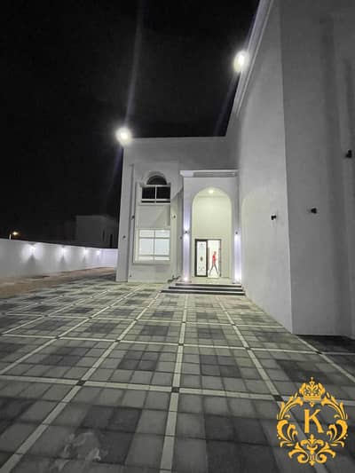 فیلا 5 غرف نوم للايجار في مدينة الرياض، أبوظبي - فیلا في مدينة الرياض 5 غرف 135000 درهم - 8695587