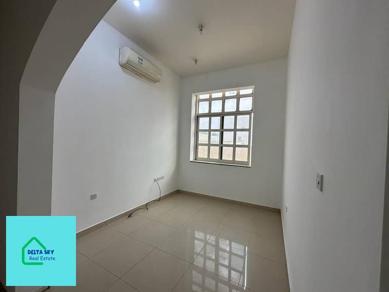 Seize your opportunity to obtain a ground floor apartment in Al Shamkha City consisting of three rooms, a hall, three bathrooms, a large room divider, a front entrance, and parking inside the villa, including electricity and water.