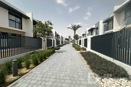 3 Bedroom Villa for Sale in The Valley, Dubai - Prime Location | Stylish Finish | Luxury 3 bed + M