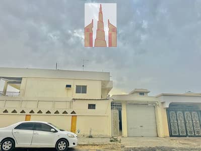 5 Bedroom Villa for Rent in Al Nekhailat, Sharjah - Compound 5bhk villa with 5baths just 55k