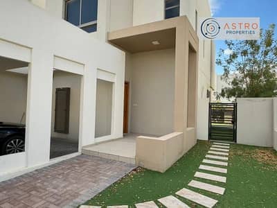 4 Bedroom Townhouse for Rent in Town Square, Dubai - Vacant | Upgraded Kitchen | Spacious Layout