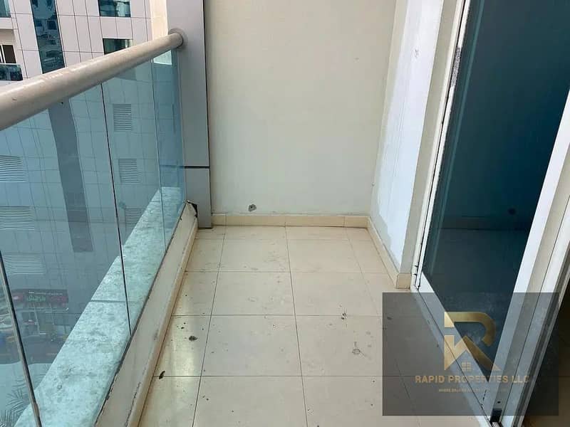 12 balcony3. jpg