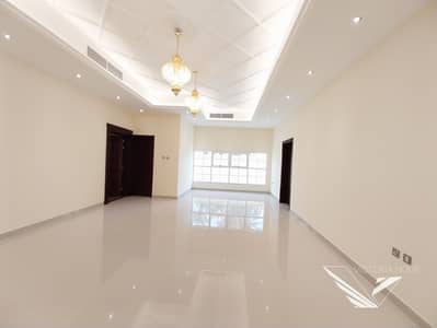 Hott offer!spacious 4bedroom majlis maid room laundry room wardrob Halwan sharjahe