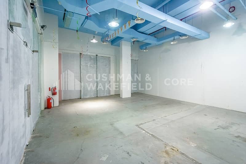 Low Floor | Fitted Retail Space | DED