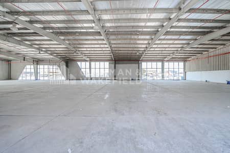 Warehouse for Rent in Mussafah, Abu Dhabi - Warehouse cum Showroom | Brand New
