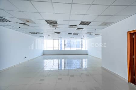 Office for Rent in Business Bay, Dubai - Fitted Unit | 2 Parking | Washrooms and Pantry