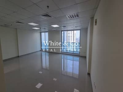 Office for Rent in Jumeirah Lake Towers (JLT), Dubai - Fitted Office | High Floor | Lake View