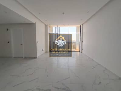 3 Bedroom Flat for Rent in Muwailih Commercial, Sharjah - Outstanding n brand New 3bhk with balcony ( open view), wardrobes and free covered parking