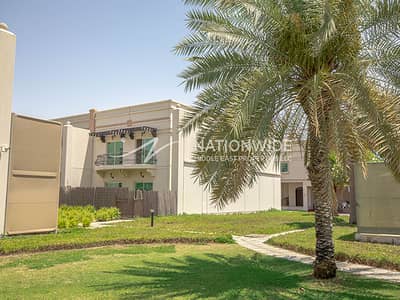 4 Bedroom Villa for Sale in Abu Dhabi Gate City (Officers City), Abu Dhabi - Perfect Layout |Corner Villa | Relaxing Community