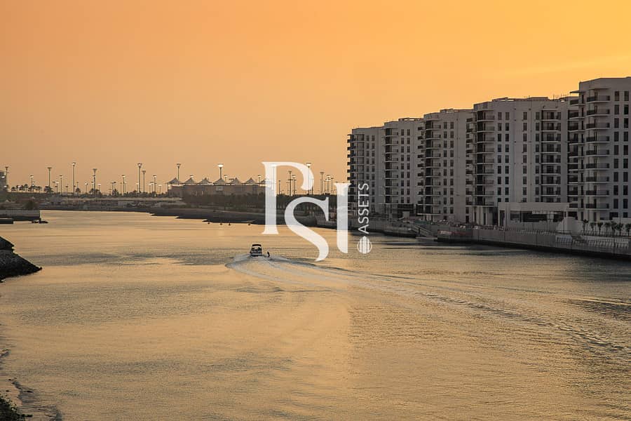 9 yas-water-edge-yas-island-abud-habi-community-property-image-sunset-view (17). jpg
