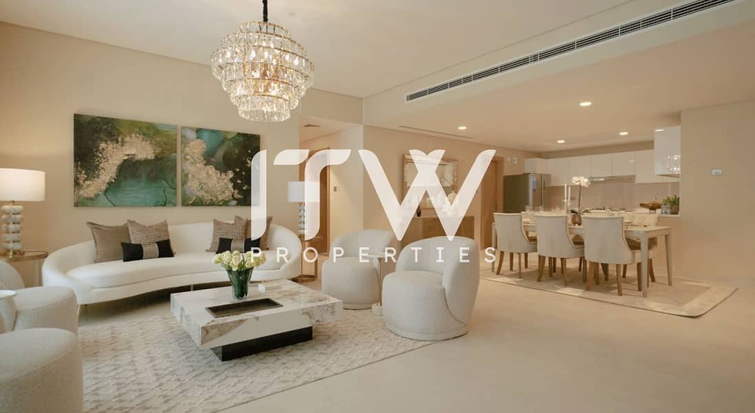 7 Radiant-Square-Interior-living-room-1-qb3hmex55kzsgvodlvplkl6117leks29mtv8eebpeg. png