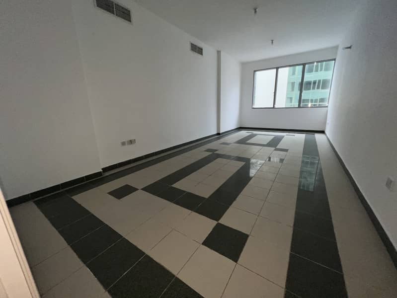 Spacious 2BHK | Balcony | Big Kitchen | Easy Access to main Road @53k/Yearly.
