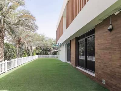 5 Bedroom Villa for Sale in Yas Island, Abu Dhabi - Good Deal | Fully Furnished | VIP | Corner Villa
