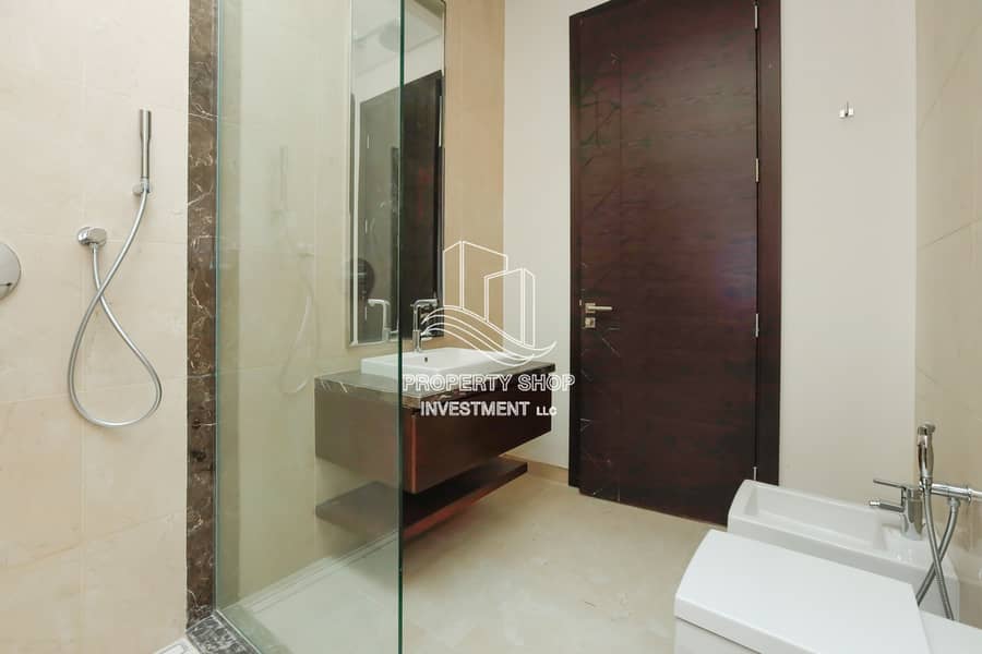 5 6-bedroom-sid-al-saadiyat-island-unit-50-type-4c-bathroom (4). JPG