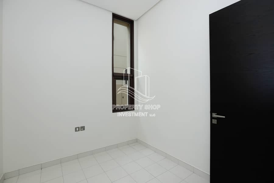 7 6-bedroom-sid-al-saadiyat-island-unit-50-type-4c-maids-room. JPG