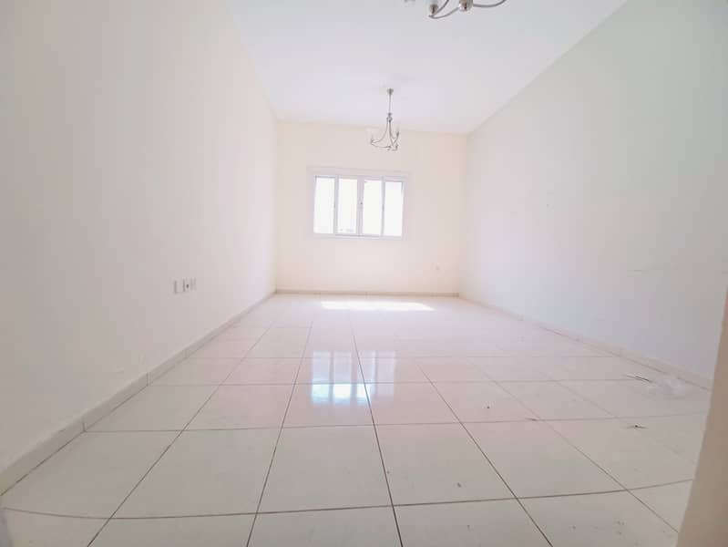 Wow like a good building/2 bath one master room/one bhk from new muwaileh commercial/only family/on the road building