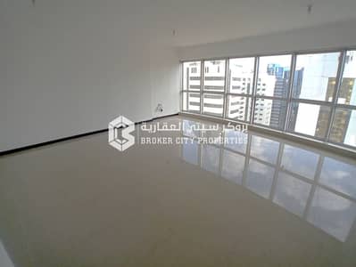 شقة 2 غرفة نوم للايجار في شارع الكورنيش، أبوظبي - IMG-20240305-WA1445. jpg