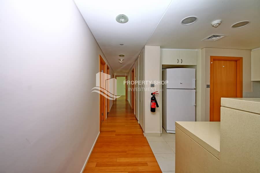 5 3-br-apartment-abu-dhabi-al-raha-beach-al-muneera-al-maha-1-corridor. JPG