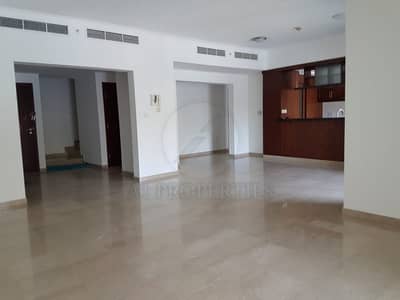 Huge and Neat 3BR Duplex Podium Villa Huge and Neat 3BR Duplex Podium Villa