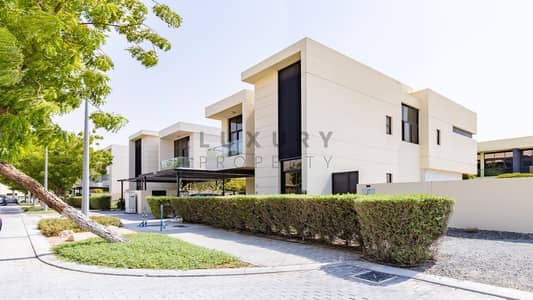 5 Bedroom Villa for Rent in DAMAC Hills, Dubai - Large Plot | End Unit | Ready To Move In