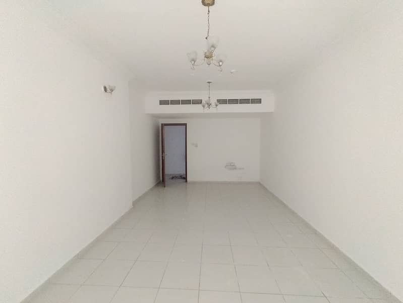 SPECIOUS APARTMENT WITH BIG HALL CLOSE TO DUBAI EXIT 2BHK WITH 3 WASHROOM IN 44000