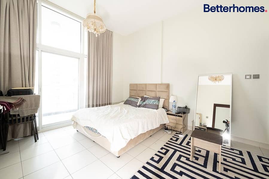 Fully Furnished | Bright Unit | Available by end of March