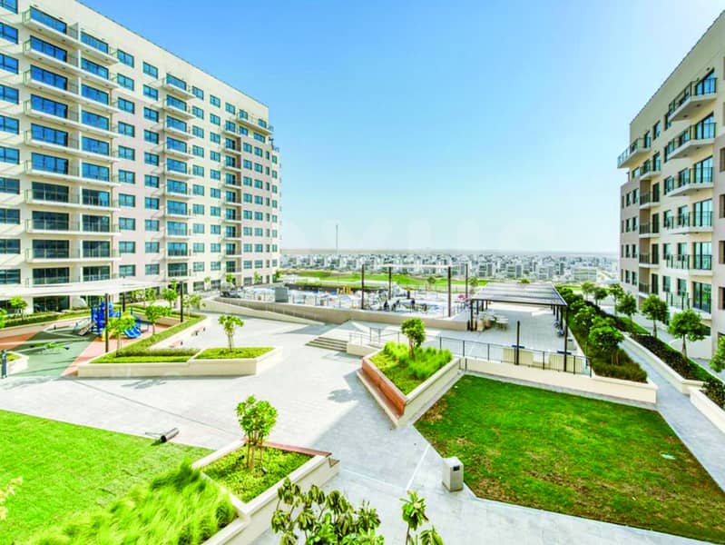 位于迪拜南部街区，艾玛尔南区，高尔夫景观高层豪华住宅 2 卧室的公寓 1175000 AED - 8702295