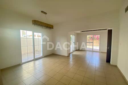 3 Bedroom Villa for Sale in Arabian Ranches, Dubai - Single Row / New kitchen / Vacant