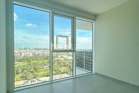 2 Bedroom Flat for Rent in Bur Dubai, Dubai - Amazing views | Unfurnished | High floor