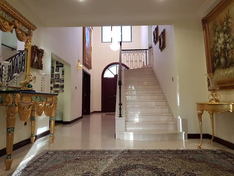 4 4BR | Fully furnished Villa | Atrium Entry
