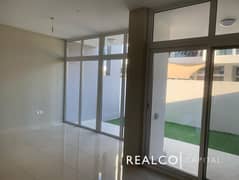 Amazing middle unit brand new 3 bedroom for rent vacant