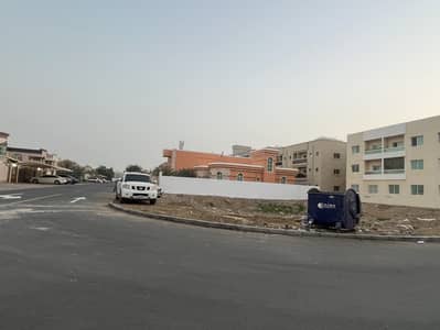 Plot for Sale in Al Rawda, Ajman - Rasidential on the road corner good price land for sale