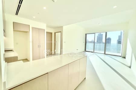 1 Bedroom Apartment for Sale in Downtown Dubai, Dubai - Above 45th Floor | Sea View | Multiple Options