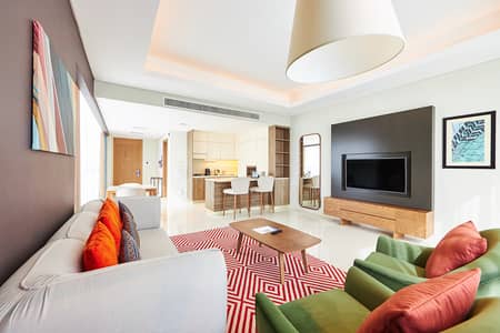 شقة فندقية 1 غرفة نوم للايجار في واحة دبي للسيليكون (DSO)، دبي - 1BR Living Area_3. jpg