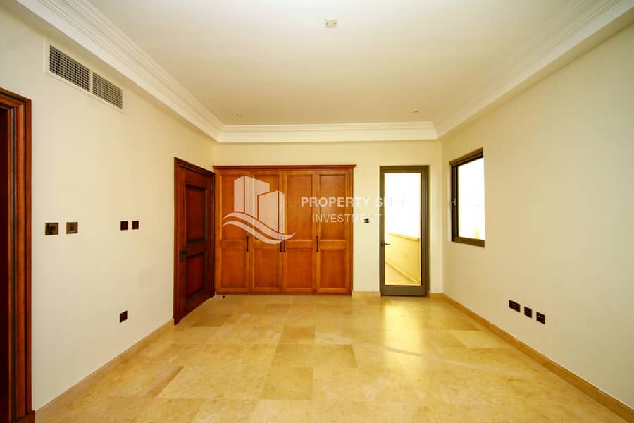 13 3-bedroom-townhouse-abu-dhabi-saadiyat-beach-mediterranean-bedroom-2. JPG