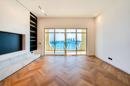 2 Bedroom Apartment for Rent in Palm Jumeirah, Dubai - Fully Upgraded | Furnished with Sea View