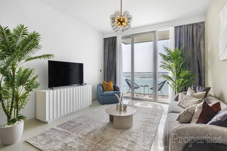 2 Bedroom Apartment for Sale in Dubai Harbour, Dubai - Private Beach | Best Layout | Fully Upgraded
