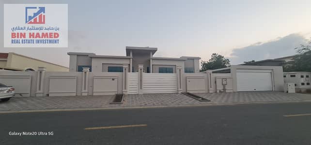 5 Bedroom Villa for Rent in Al Salamah, Umm Al Quwain - vila foe rent