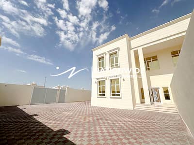 8 Bedroom Villa for Sale in Shakhbout City, Abu Dhabi - Vacant |Spacious |Prime Area |High End Finishes