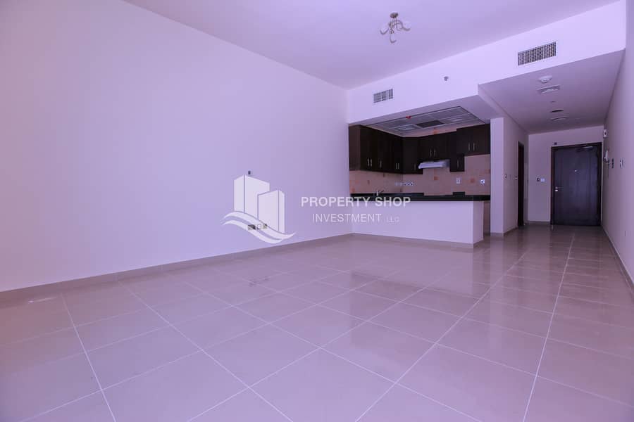 3 studio-apartment-abu-dhabi-al-reem-island-city-of-lights-hydra-avenue-dining-living-1. JPG