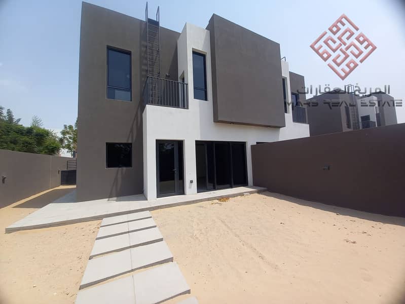 Brand new 3bhk townhouse with maid room end unit available for rent 135k