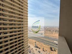 شقة في برج الزنبق،مدينة الإمارات‬ 1 غرفة 190000 درهم - 8713617