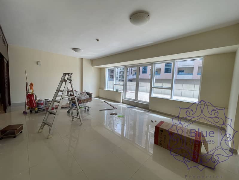Big layout/Closed Kitchen/Big Terrace balcony/Only family