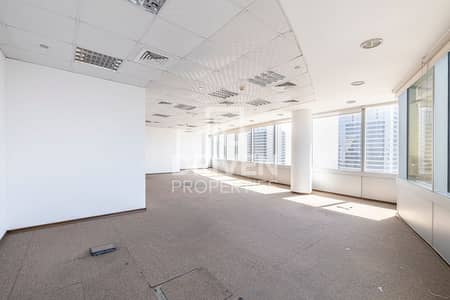 Office for Rent in Jumeirah Lake Towers (JLT), Dubai - Well-managed | Close to Metro and Vacant