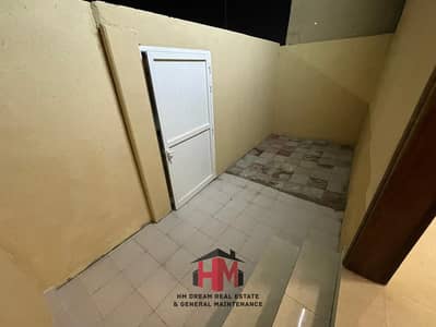 فلیٹ 2 غرفة نوم للايجار في مدينة الفلاح‬، أبوظبي - 48c680f9-a1d0-46d4-8680-8d86bd41aba0. jpg